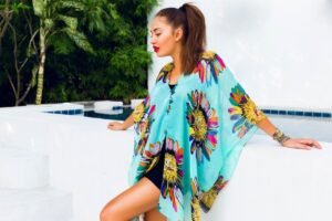 Lire la suite à propos de l’article Couleurs Tendance 2025 : Comment les Associer comme une Pro de la Mode ?